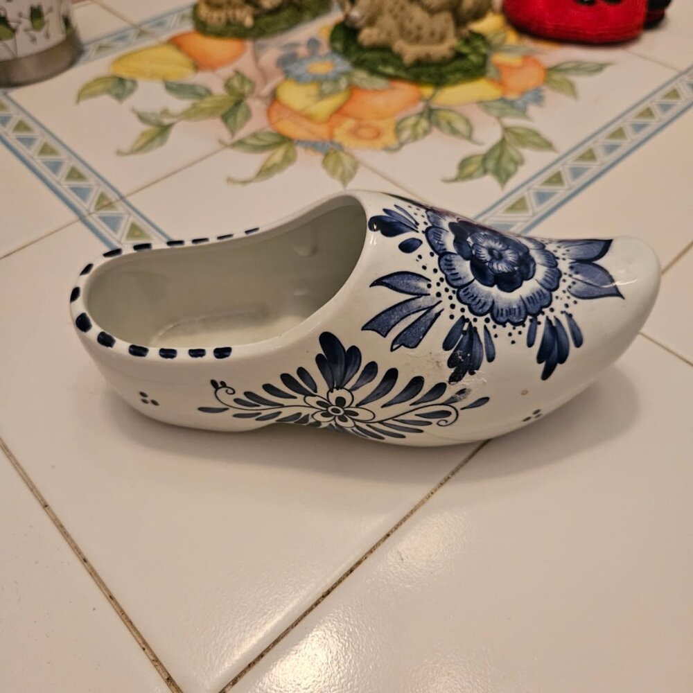 Delft Blue - Ceramic tin-glazed Dutch shoe